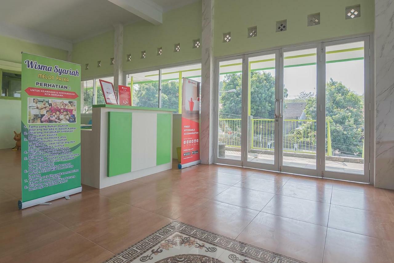 Reddoorz Syariah Near Museum Wisma Karya Subang Exteriör bild